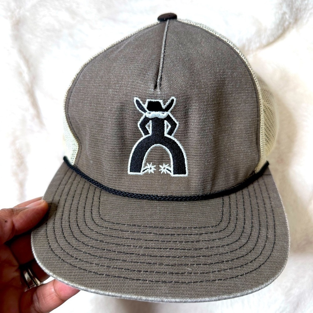 Equipment apperel Cap